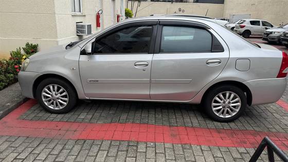 TOYOTA ETIOS 1.5 XLS SEDAN 16V FLEX 4P MANUAL